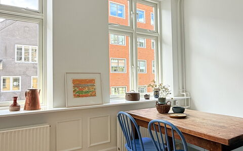 Center - 3 Br - 5 People - Close To Metro- Balcony: Køkken