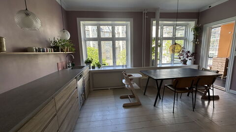 Østerbro - 2 Br - 4 People - Family: Frokostlokale, Køkken