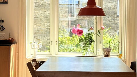 Vesterbro - 2 People - 1 Br - Close To Metro: Frokostlokale