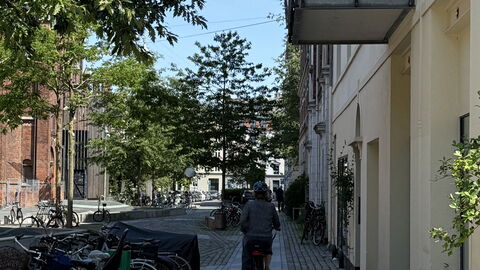 Vesterbro - 2 People - 1 Br - Close To Metro: Handle ind