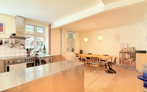 Nørrebro - Cozy Area - 2 People -1 Br: Frokostlokale, Køkken