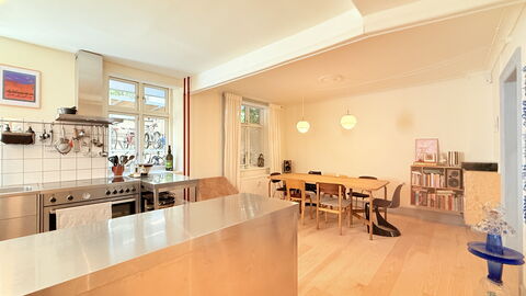 Nørrebro - Cozy Area - 2 People -1 Br: Frokostlokale, Køkken