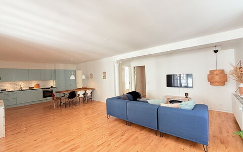 Inner City - 4br - 2 Bath - 7 People: Køkken, Stue