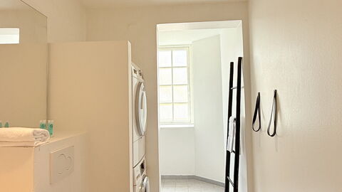 Inner City - 4br - 2 Bath - 7 People: Badeværelse