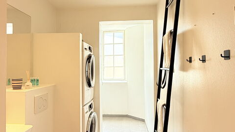 Inner City - 4br - 2 Bath - 6 People