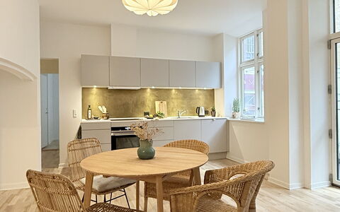 Center - 3 Br - 4 People - Close to Metro: Frokostlokale