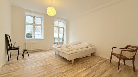 Center - 3 Br - 4 People - Close to Metro: soveværelse