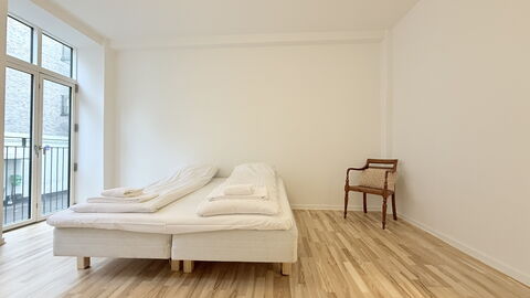 Center - 3 Br - 4 People - Close to Metro: soveværelse