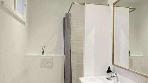 Center - 3 Br - 4 People - Close to Metro: Badeværelse