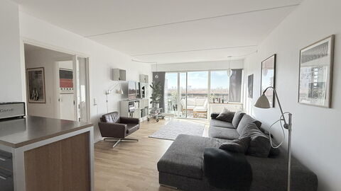 Close to Metro - 3 Br- 5 People: Stue