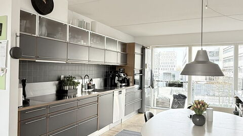 Close to Metro - 3 Br- 5 People: Køkken