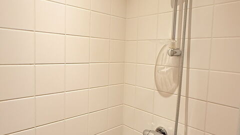 Close to Metro - 3 Br- 5 People: Badeværelse