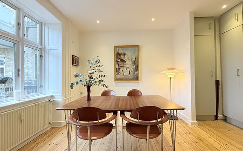 Nørrebro - 2 People - 1 Br - Close to Metro: Frokostlokale