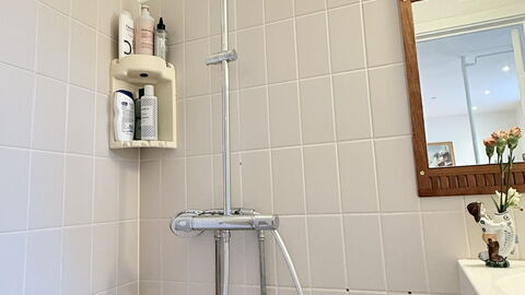 Nørrebro - 2 People - 1 Br - Close to Metro: Badeværelse