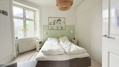 Nørrebro - 4 People - 3 Br - Close to Metro: soveværelse