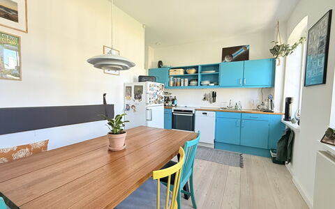 Brumleby - 2 Br - 3 People - Amazing Location: Frokostlokale, Køkken