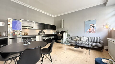 Hellerup - 1 Br - 2 People - Close to Train: Frokostlokale, Køkken, Stue