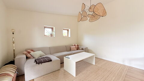 Full House - 3 Br - 2 Bathrooms - Parking: Stue