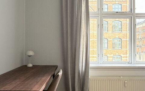 Østerbro - Close to Metro - 2 Br - 4 People: soveværelse