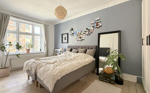 Østerbro - Close to Metro - 2 Br - 4 People: soveværelse