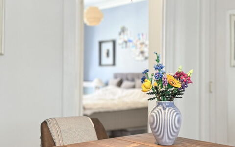 Østerbro - Close to Metro - 2 Br - 4 People: Frokostlokale
