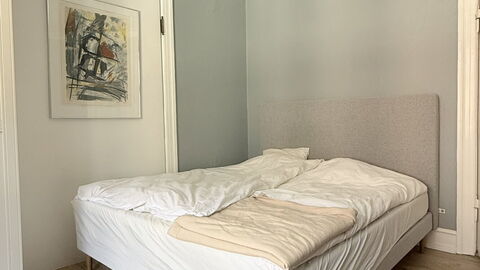Østerbro - Close to Metro - 2 Br - 4 People: soveværelse
