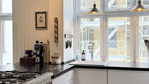 Østerbro - Close to Metro - 2 Br - 4 People: Køkken