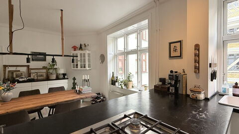 Østerbro - Close to Metro - 2 Br - 4 People: Køkken