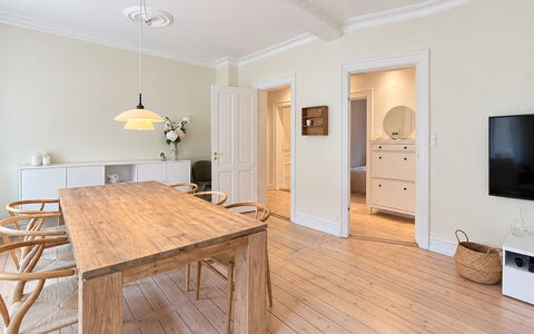 Nørrebro - 4 People - 2 Br - Close to Lakes: Frokostlokale