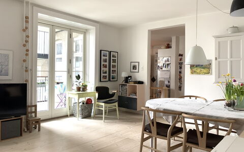 Close To The Lakes - Close To Center: Frokostlokale, Stue