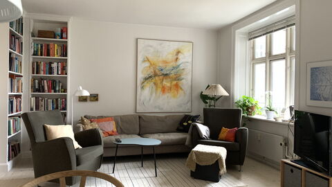 Close To The Lakes - Close To Center