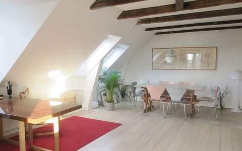 Østerbro - 2 Bedrooms - 5 People: Frokostlokale, Stue