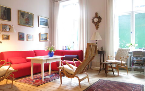 Center - Close To The King- 2 Persons: Stue